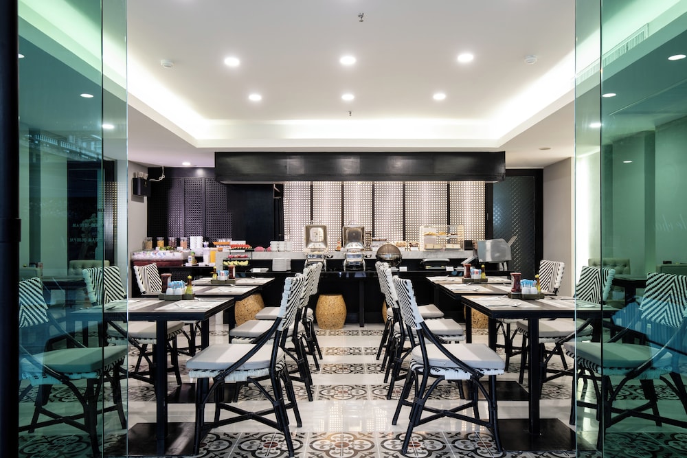 De Chai Oriental Nimman by null