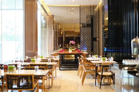 Daily buffet breakfast (IDR 170000 per person)