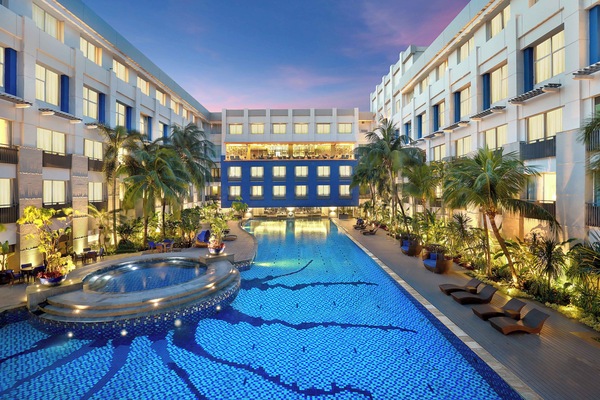 Outdoor pool