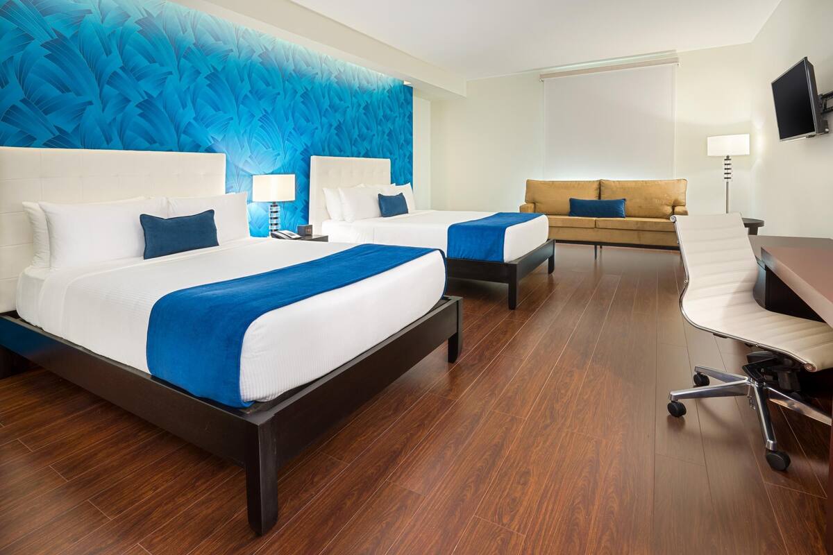 Premium bedding, minibar, in-room safe, desk