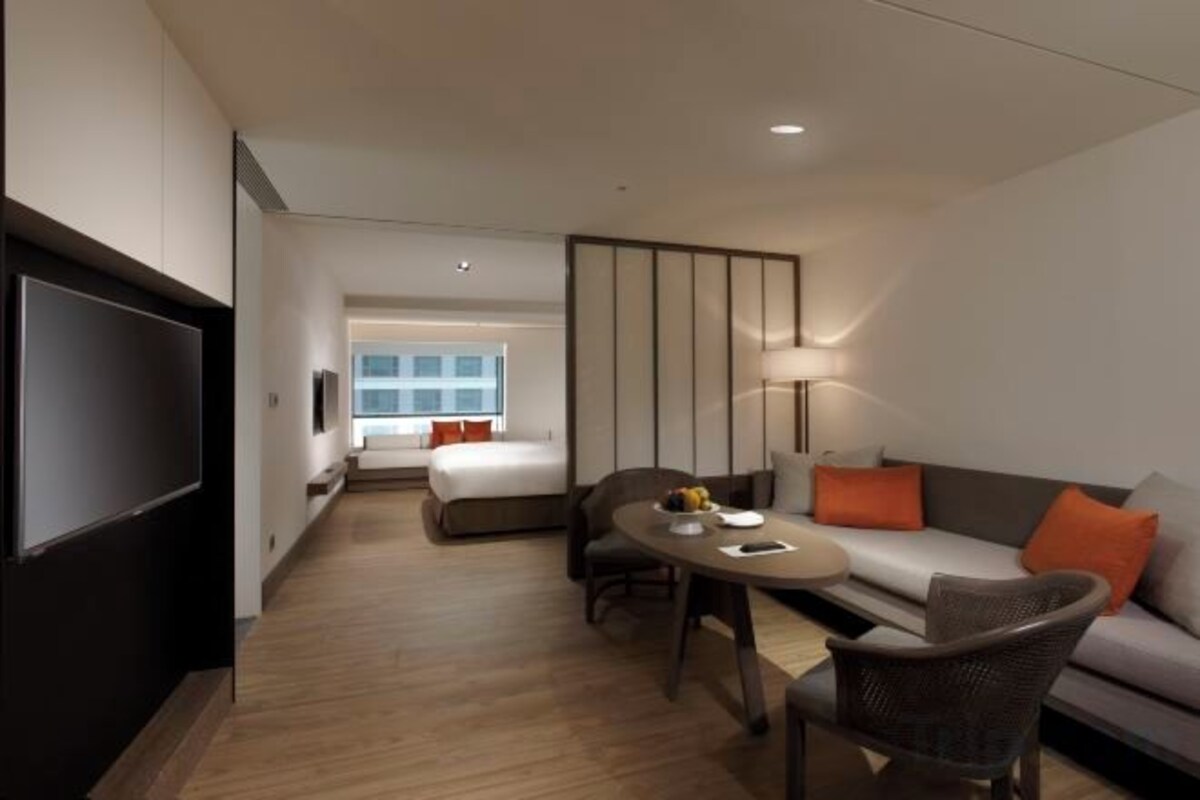 Junior King Suite