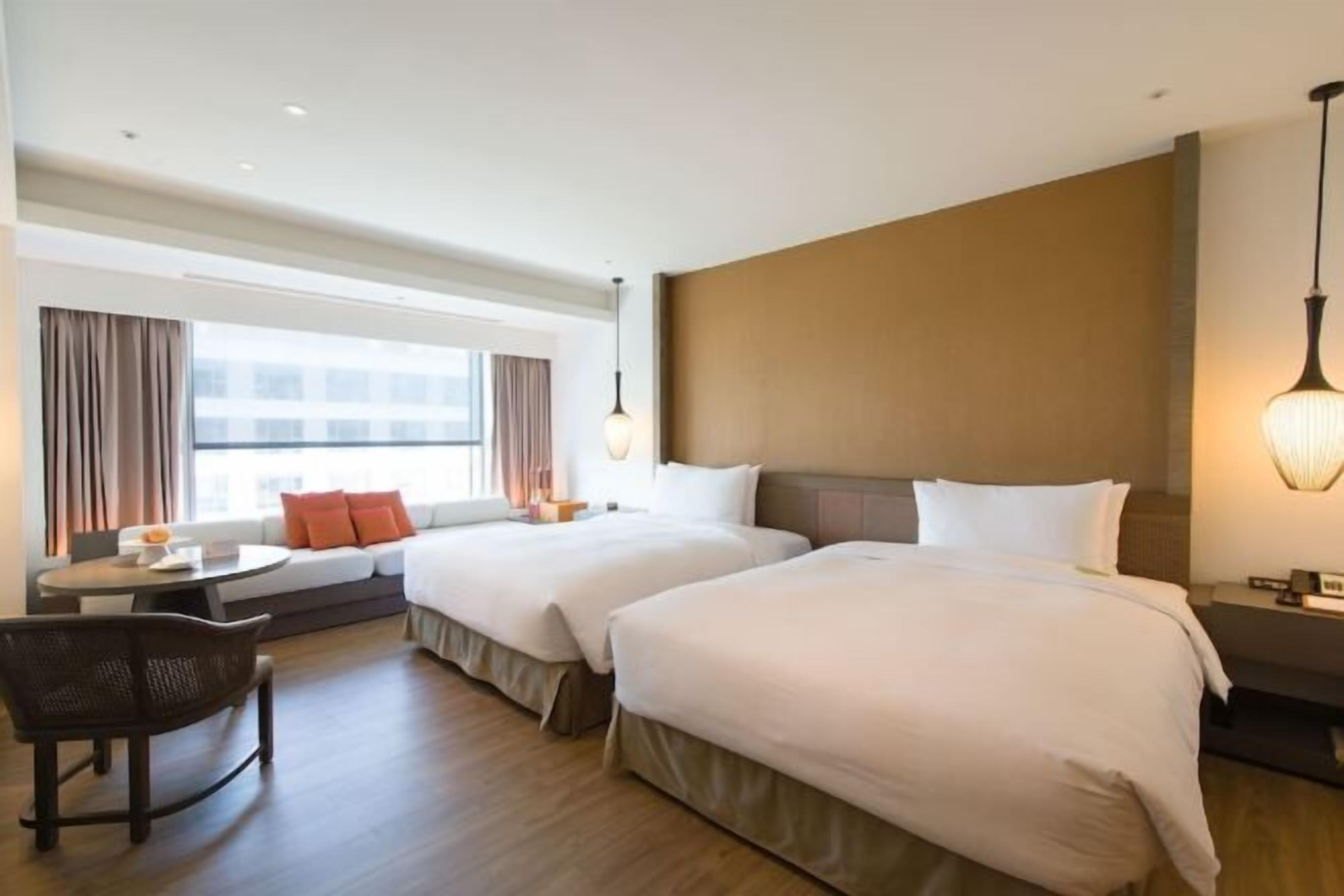 Minibar, in-room safe, soundproofing, free wired Internet