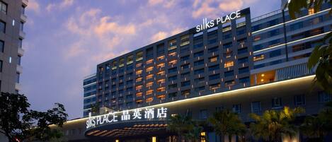 Front of property – evening/night