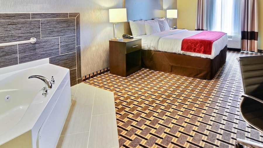 Comfort Suites Uniontown