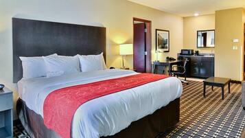 In-room safe, desk, iron/ironing board, free WiFi