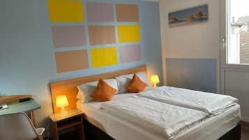 Chambre Double Standard | Literie hypoallergénique, bureau, rideaux occultants