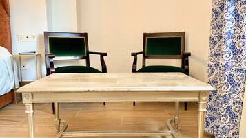 Bureau, Wi-Fi gratuit