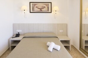 Single Room, Balcony