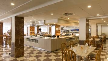 Petit déjeuner buffet