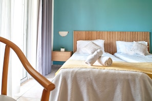 Economy Double Room, Garden View (Semi - Basement) | Premium bedding, blackout curtains, free WiFi
