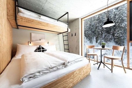 Chambre Familiale, 1 chambre, non-fumeurs | Wi-Fi gratuit