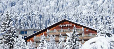 Fachada de la propiedad