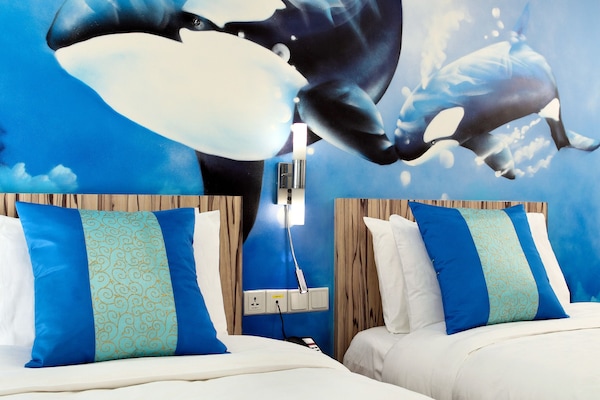 In-room safe, individually decorated, iron/ironing board, free WiFi