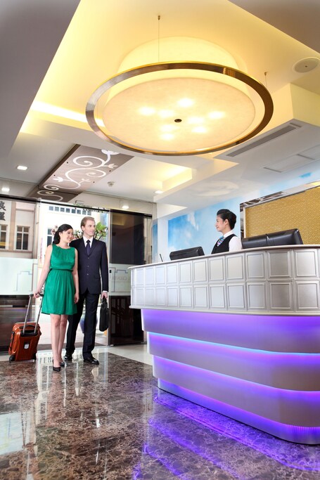 Hotel Clover The Arts - Image 4