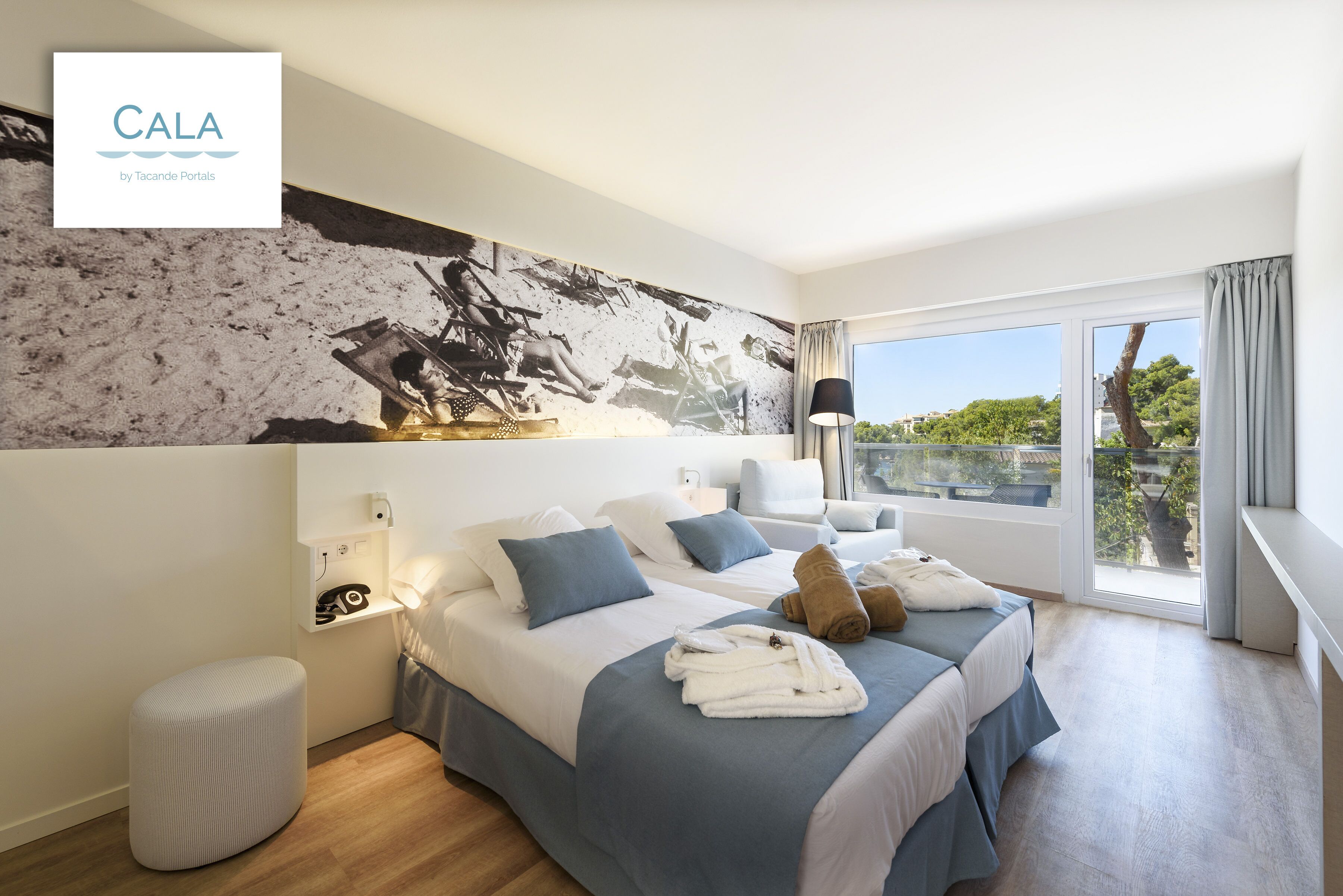 Minibar, in-room safe, soundproofing, free WiFi