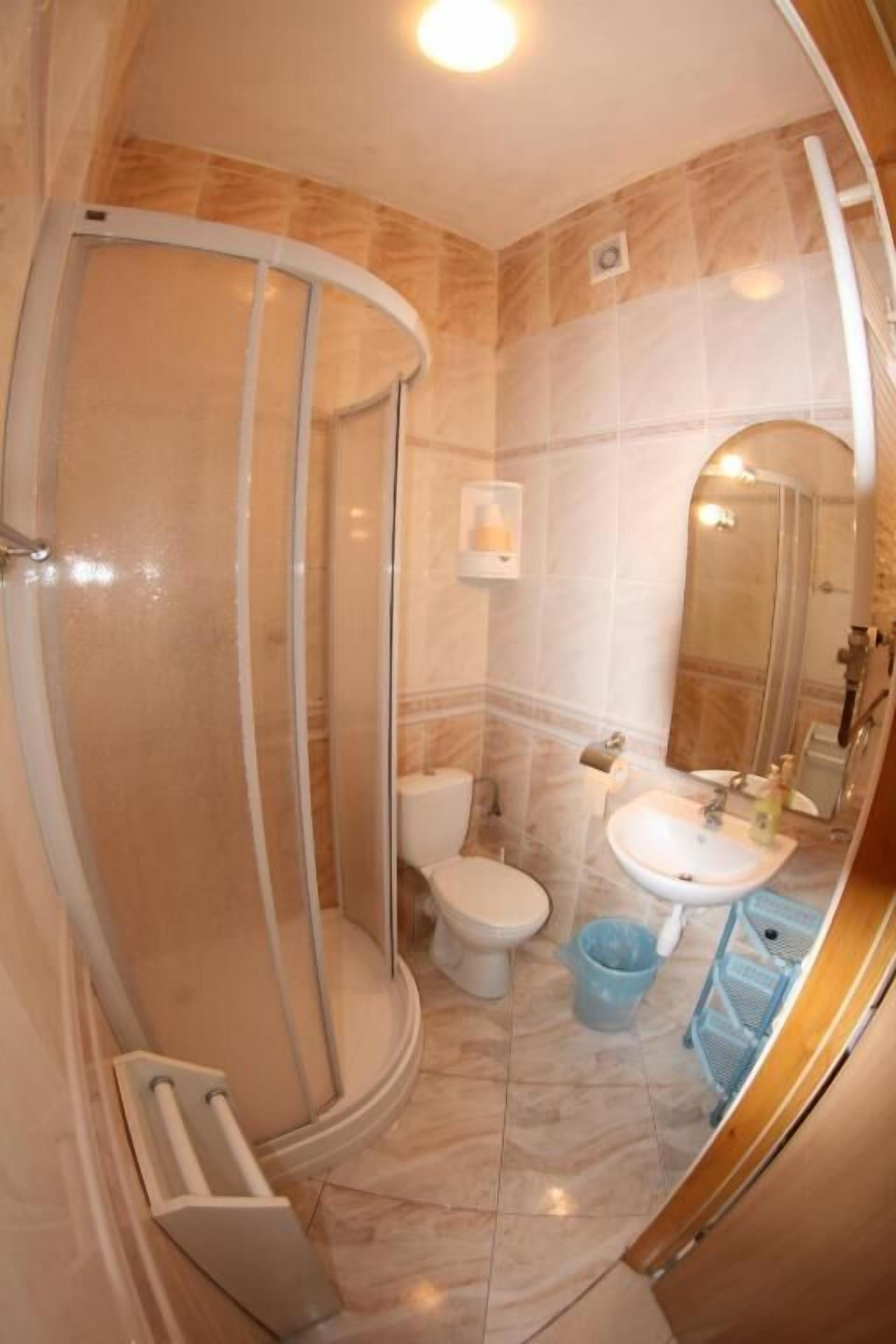 single room | bathroom | shower, hair dryer