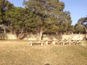 Aire de pique-nique/barbecue