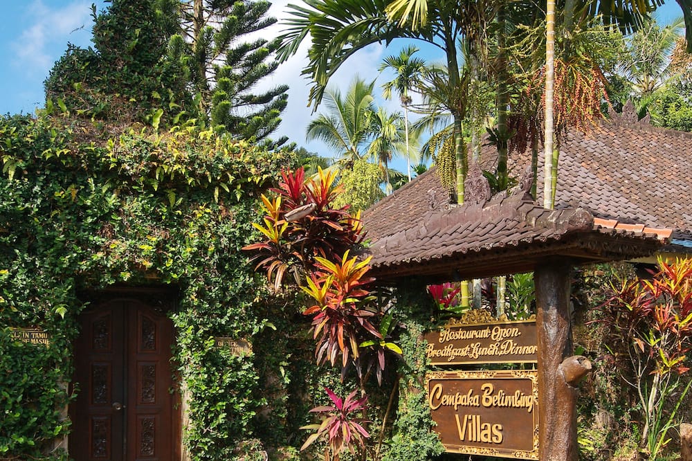 Cempaka Belimbing Villas