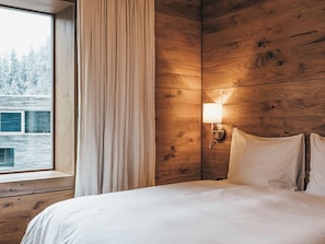 Appartamento Superior, 4 camere da letto (incl. Cleaning & Bedding Fee) | Biancheria da letto ipoallergenica, una cassaforte in camera
