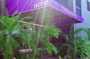 Exterior - Curacao Suites Hotel (Willemstad)