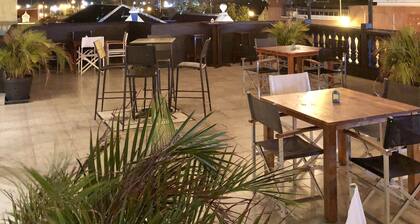 Curacao Suites Hotel