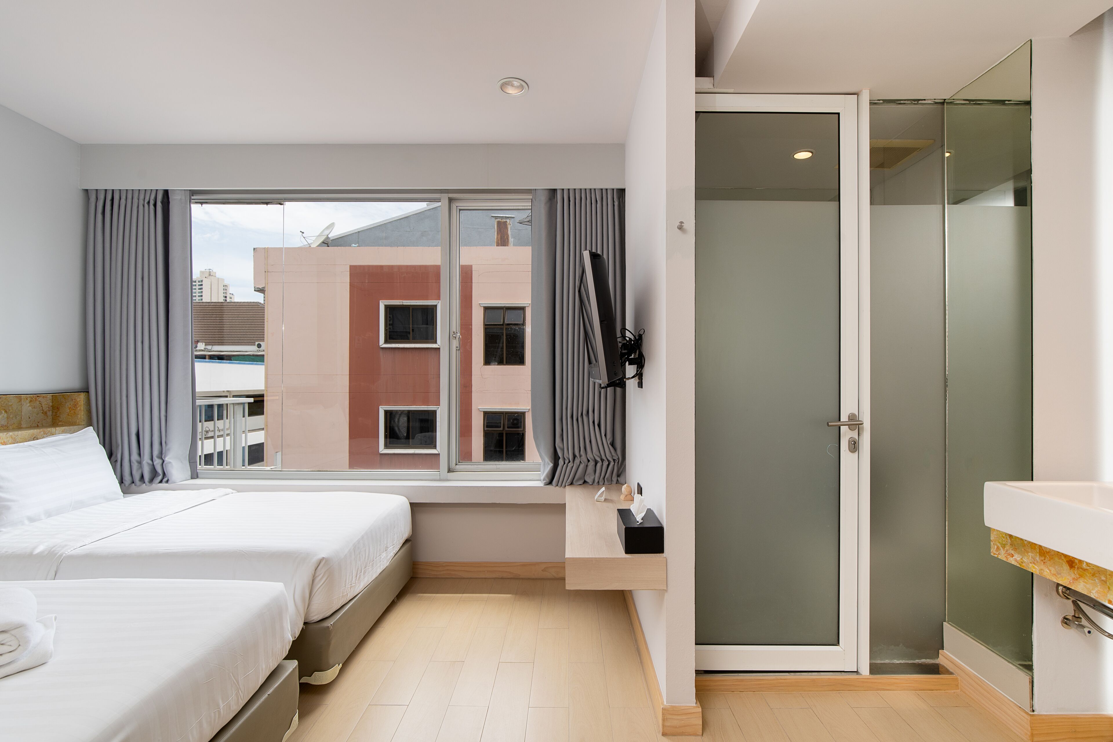 Photo - Metz Pratunam