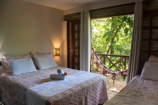 Quarto de Luxo Vista Jardim - piso terreo | Minibar, desk, free WiFi, bed sheets - Pousada Pomar da Pipa (Tibau do Sul)