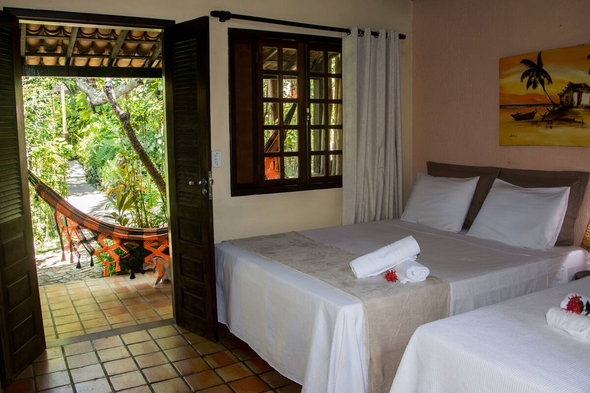 Minibar, desk, free WiFi, bed sheets