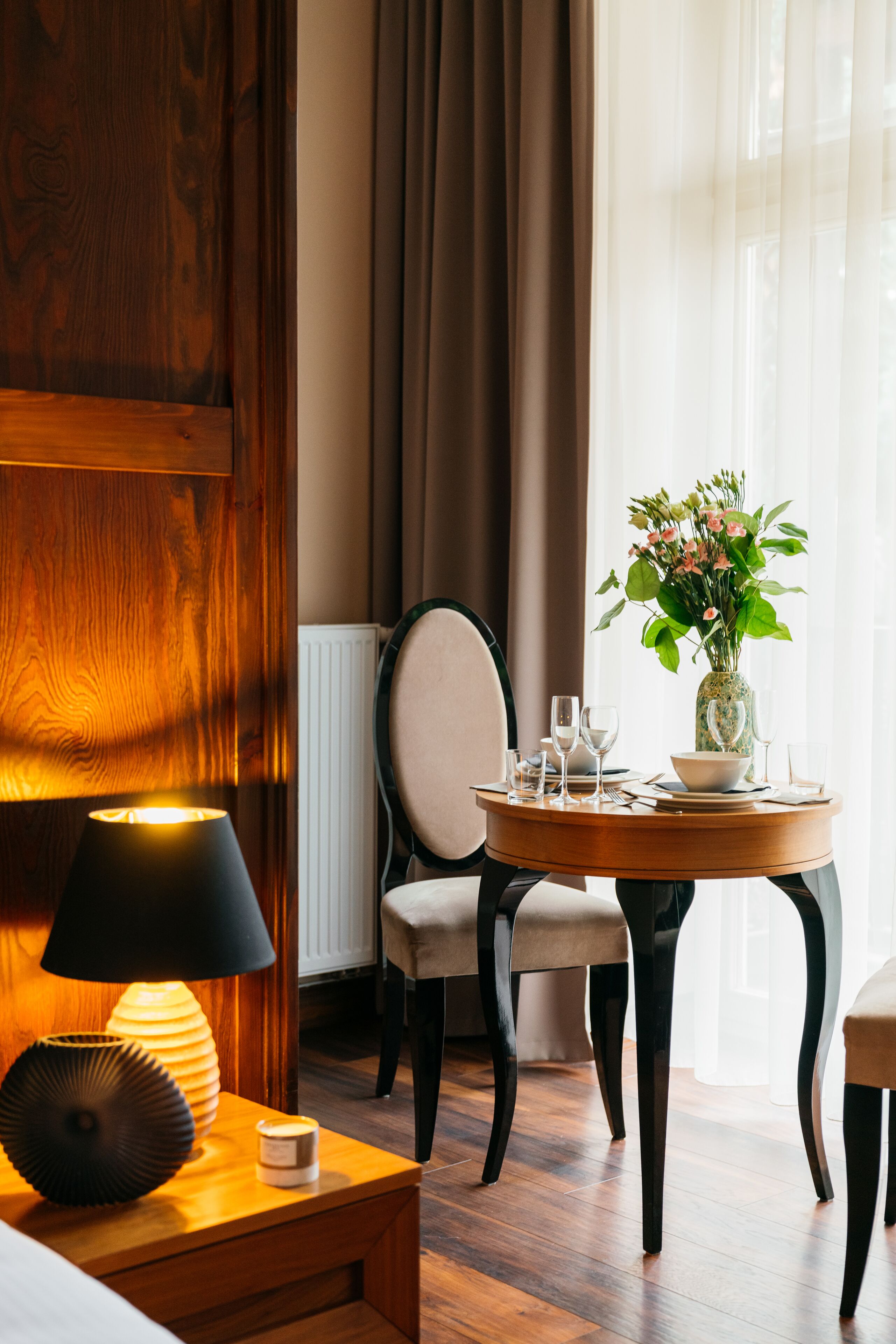 deluxe studio | 1 bedroom, premium bedding, desk, laptop workspace