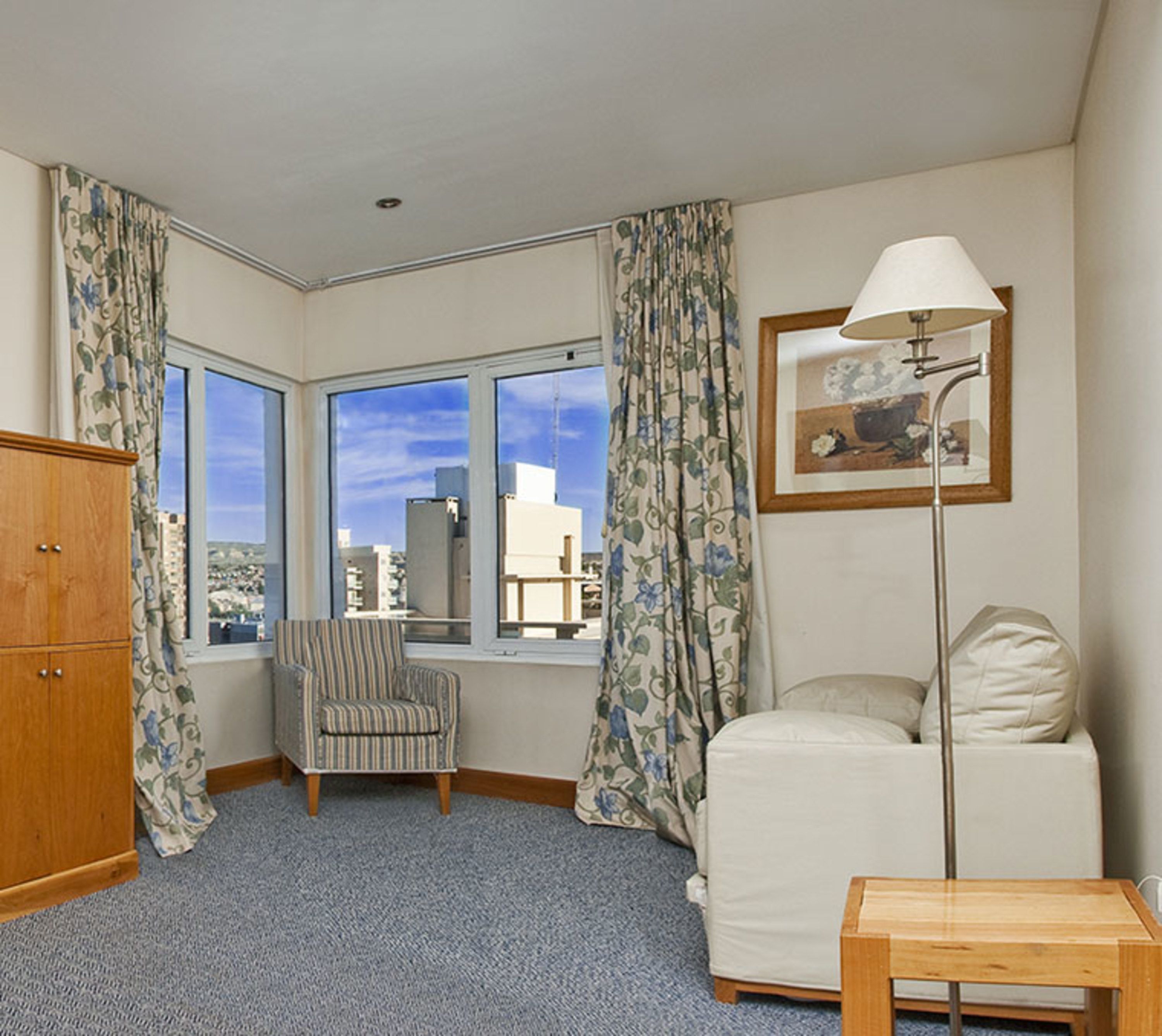 minibar, in-room safe, desk, soundproofing