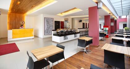 Amaris Hotel Dewi Sri