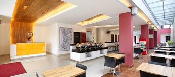 Amaris Hotel Dewi Sri