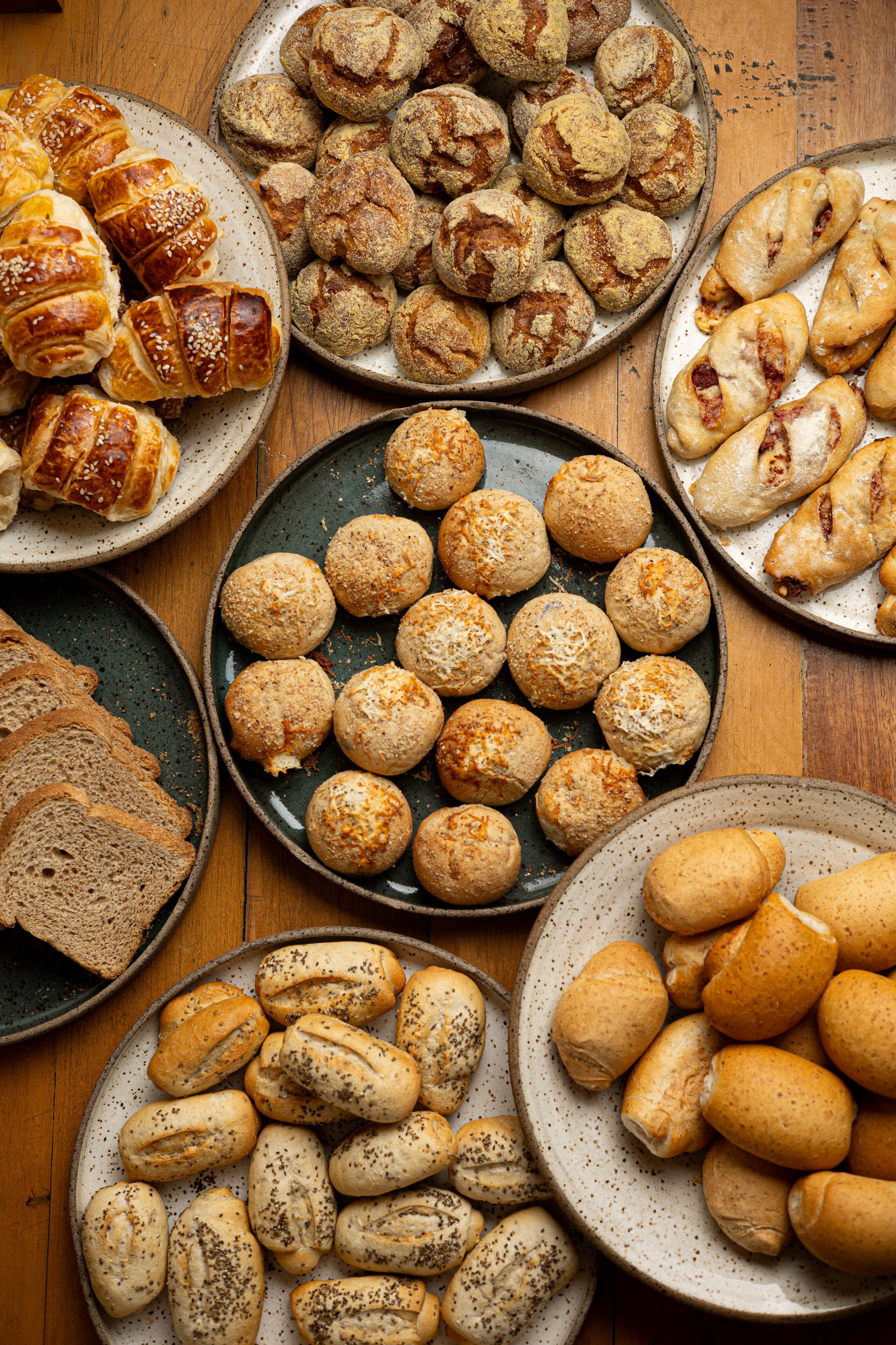 lunch and dinner served