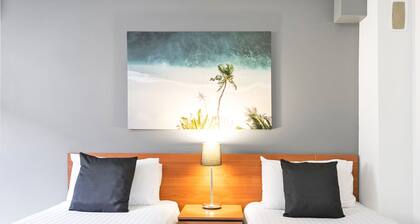 Peninsula Nelson Bay Motel and Serviced Apartments