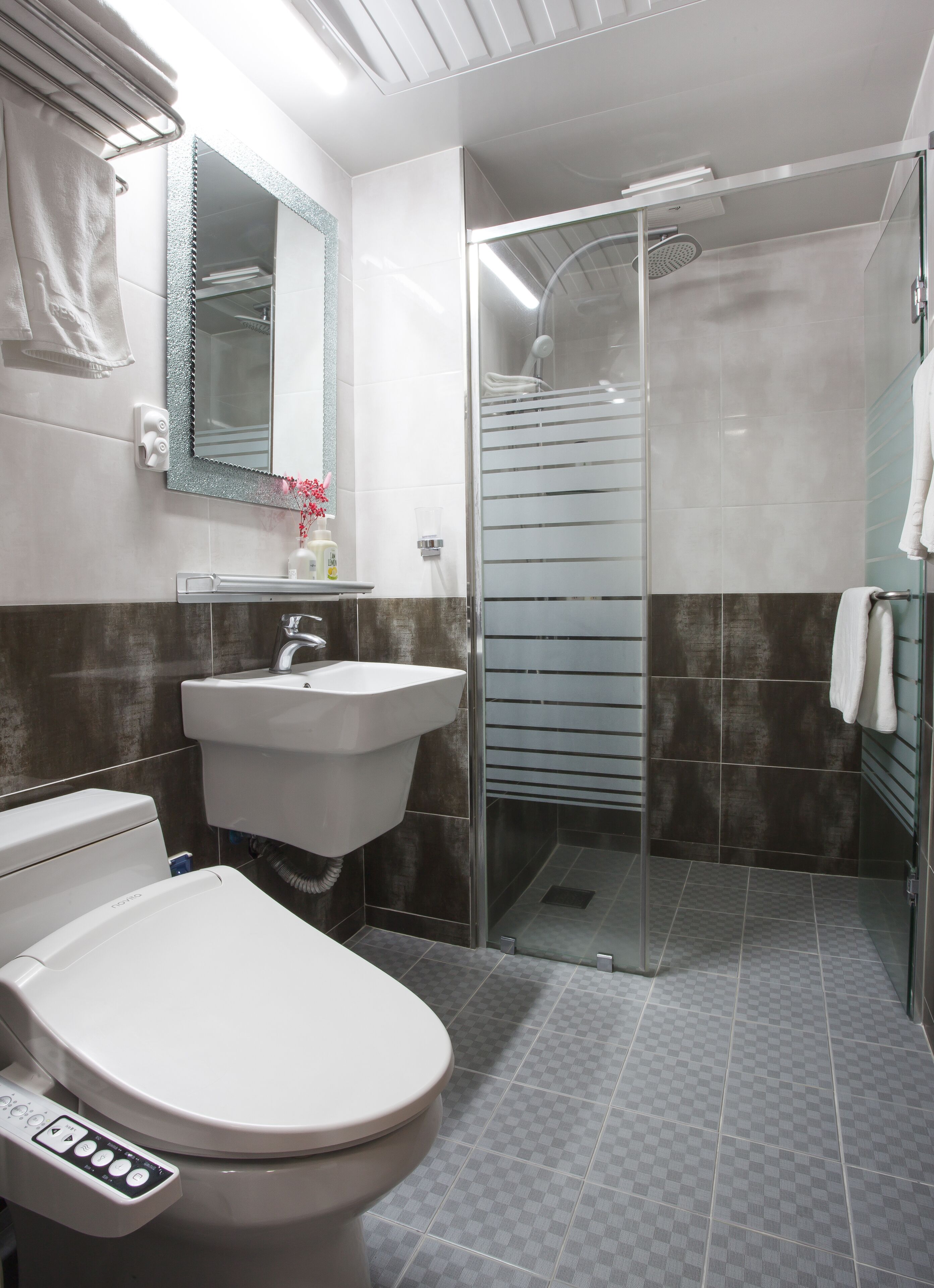 standard double room | bathroom | shower, rainfall showerhead, hair dryer, bidet