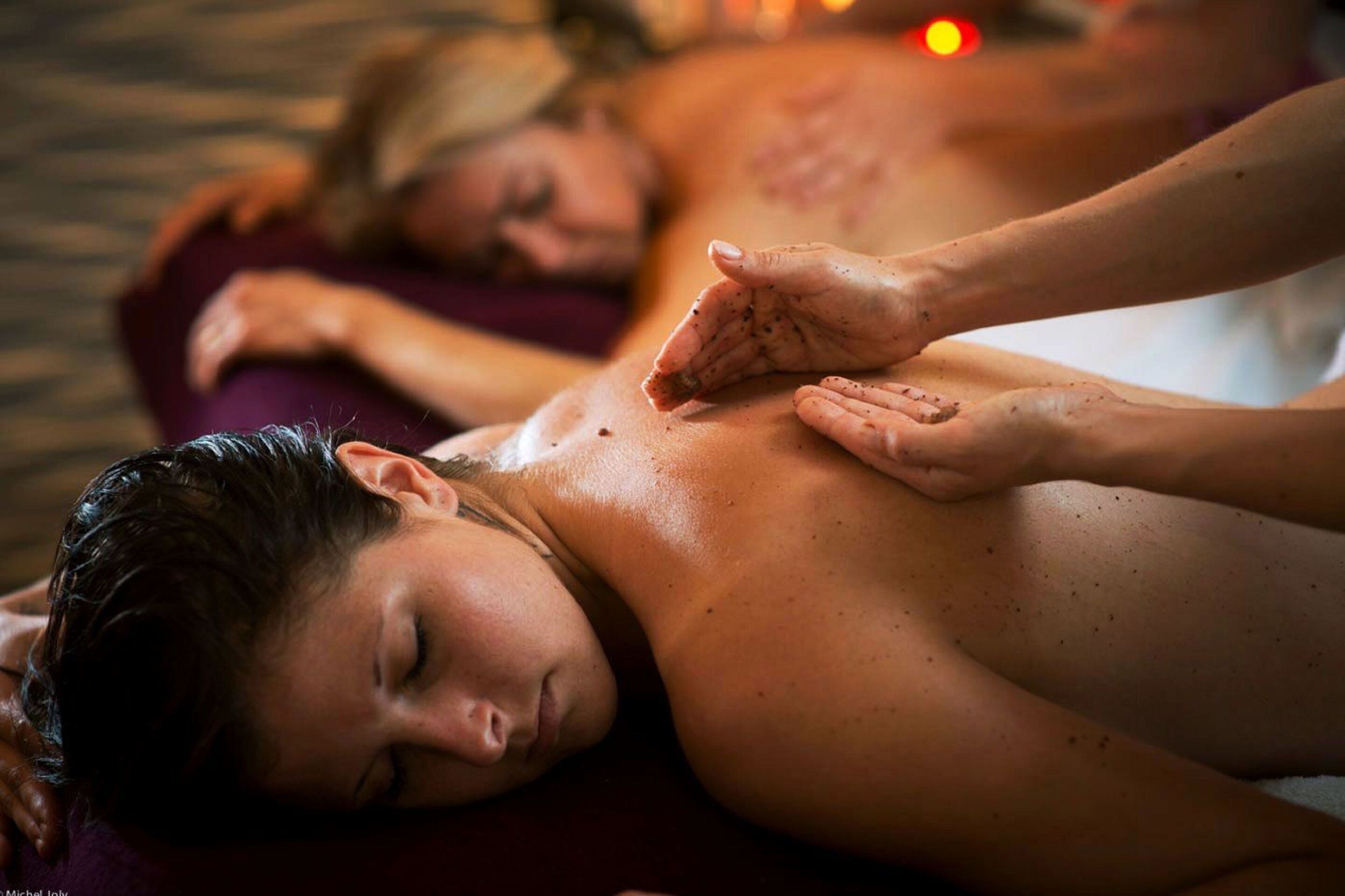 sauna, hot tub, steam room