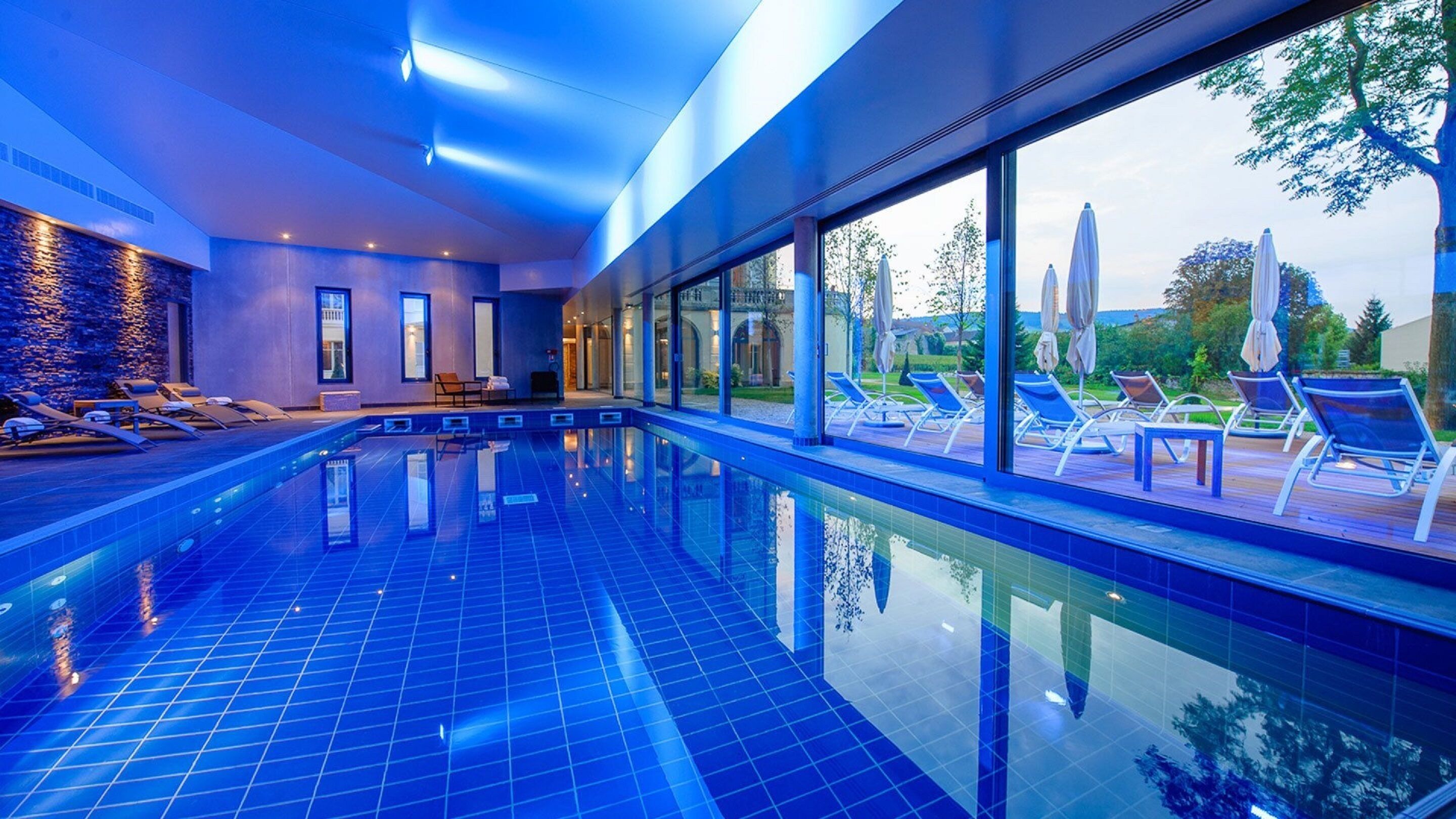 indoor pool