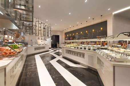 Wyndham Grand Levent Istanbul Hotel Conference Center - Image 35
