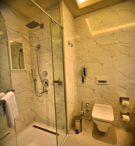 Wyndham Grand Levent Istanbul Hotel Conference Center - Image 120