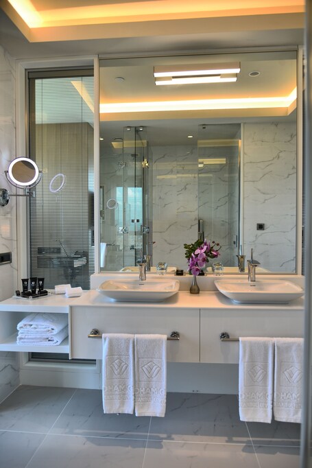 Wyndham Grand Levent Istanbul Hotel Conference Center - Image 111