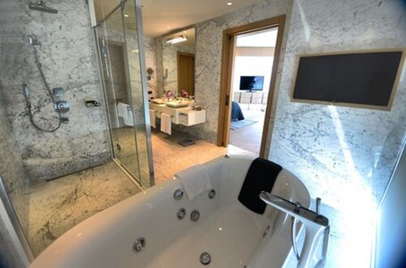 Wyndham Grand Levent Istanbul Hotel Conference Center - Image 107