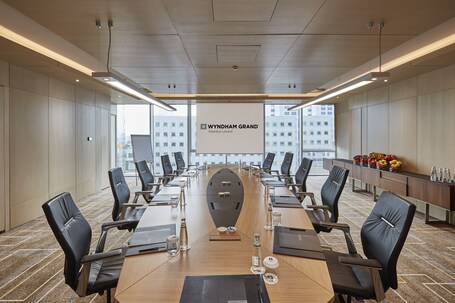 Wyndham Grand Levent Istanbul Hotel Conference Center - Image 57