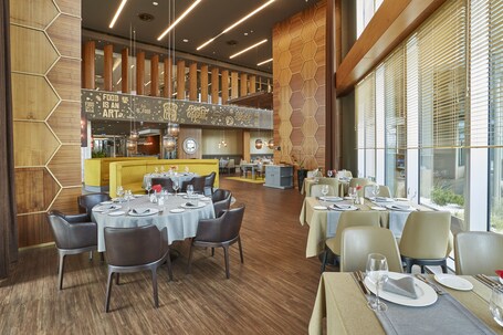 Wyndham Grand Levent Istanbul Hotel Conference Center - Image 105