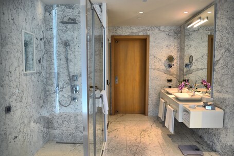 Wyndham Grand Levent Istanbul Hotel Conference Center - Image 104