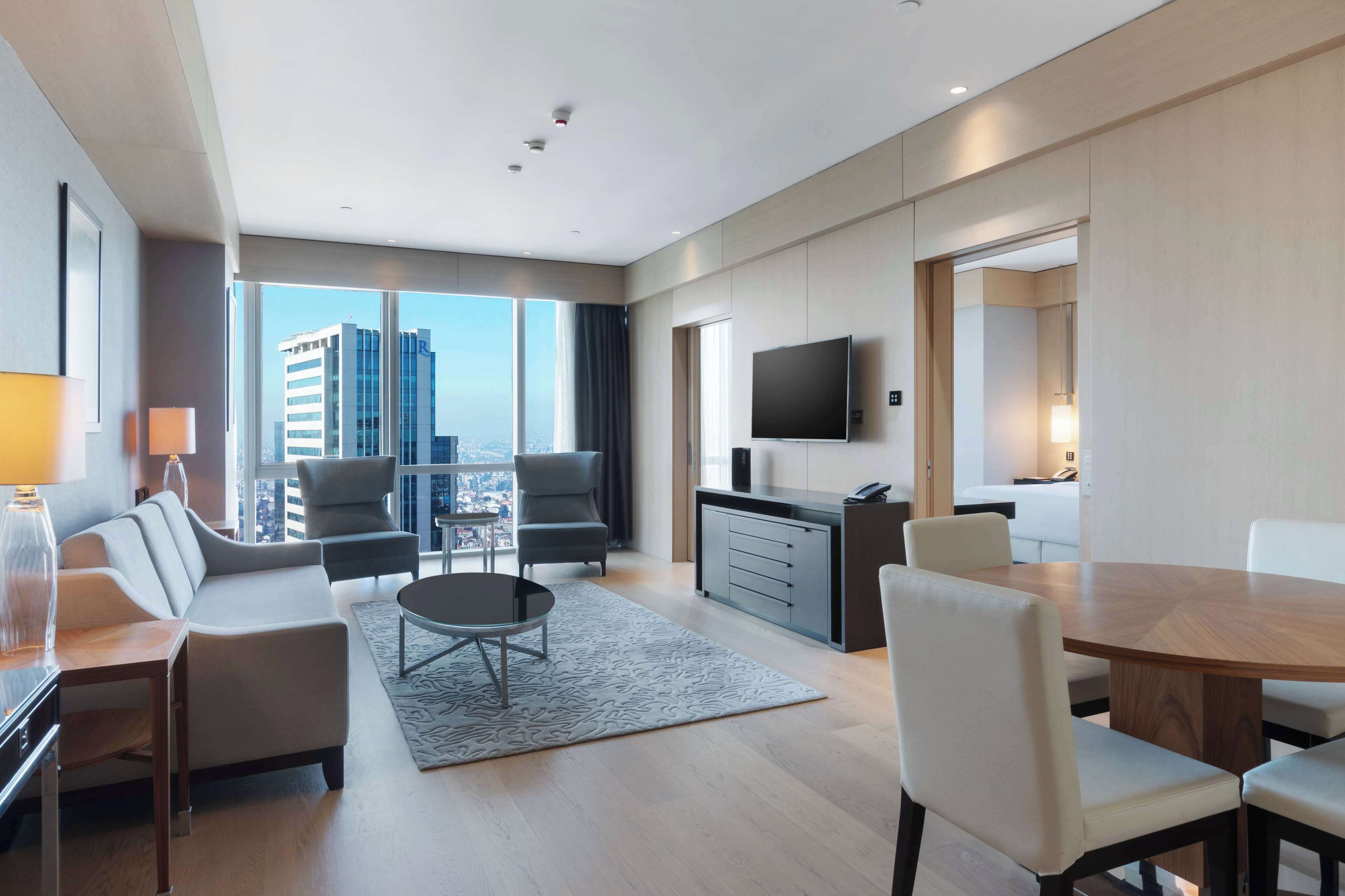 Premium bedding, minibar, in-room safe, desk