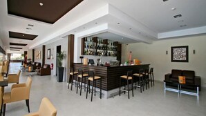 Bar (on property) - Areias Village (Albufeira)