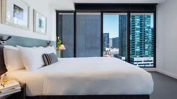 1 bedroom, in-room safe, desk, blackout curtains