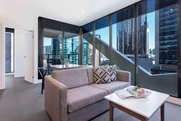 In-room safe, desk, blackout drapes, soundproofing - WRAP on Southbank (Southbank)