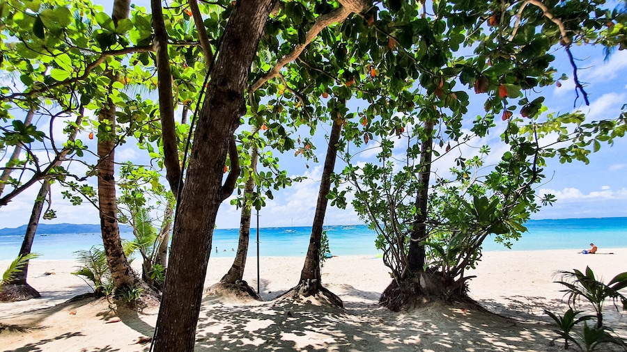 CocoLoco Boracay Beach Resort