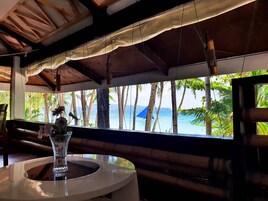 Superior szoba, erkély, kilátással a tengerre | Kilátás az erkélyről